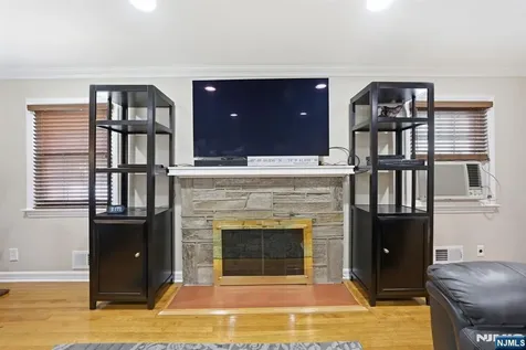 46 Oakley Terrace Nutley NJ 07110