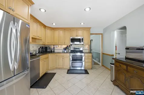 46 Oakley Terrace Nutley NJ 07110