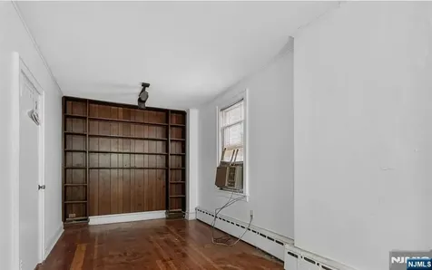 6104 Monitor Place West New York NJ 07093