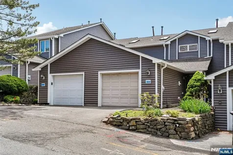 304 Heights Drive Haledon NJ 07508