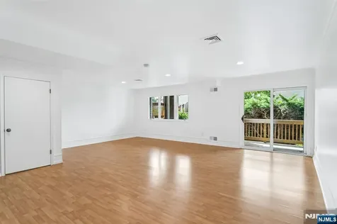 304 Heights Drive Haledon NJ 07508