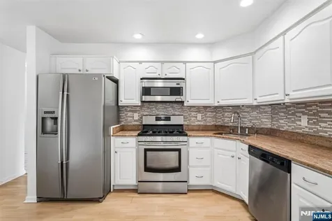 304 Heights Drive Haledon NJ 07508