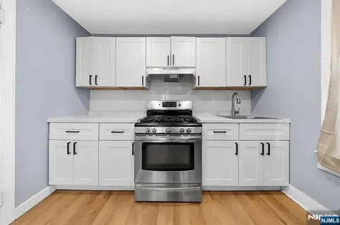 79 Delmar Place Irvington NJ 07111