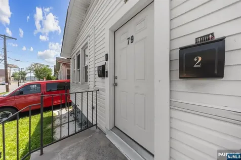 79 Delmar Place Irvington NJ 07111