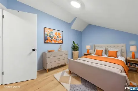 79 Delmar Place Irvington NJ 07111