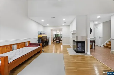 613 Fir Court Norwood NJ 07648