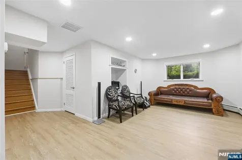 613 Fir Court Norwood NJ 07648