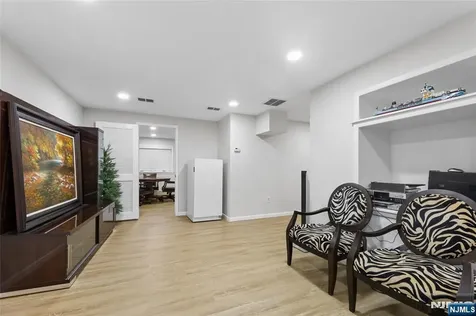 613 Fir Court Norwood NJ 07648