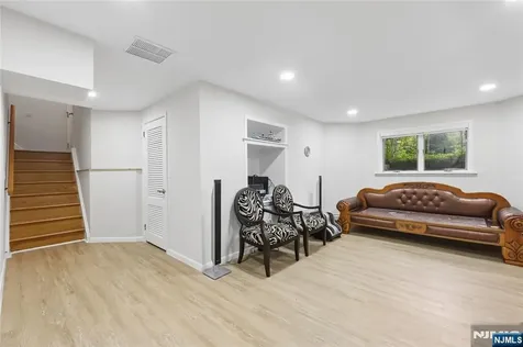 613 Fir Court Norwood NJ 07648