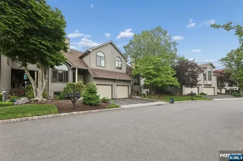 613 Fir Court Norwood NJ 07648