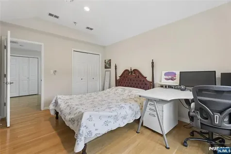 613 Fir Court Norwood NJ 07648