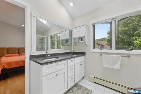 613 Fir Court Norwood NJ 07648