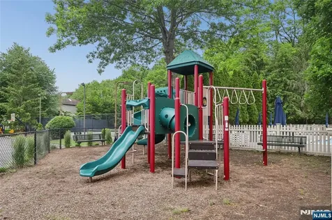 613 Fir Court Norwood NJ 07648