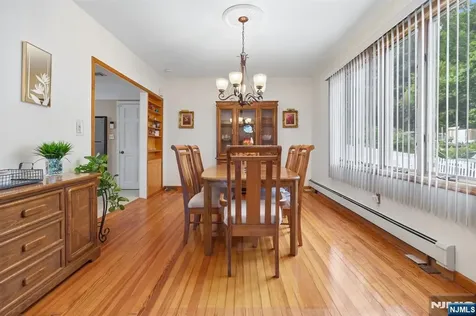 562 Valley Road Clifton NJ 07013
