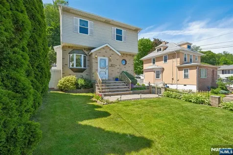 562 Valley Road Clifton NJ 07013