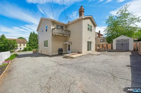 562 Valley Road Clifton NJ 07013
