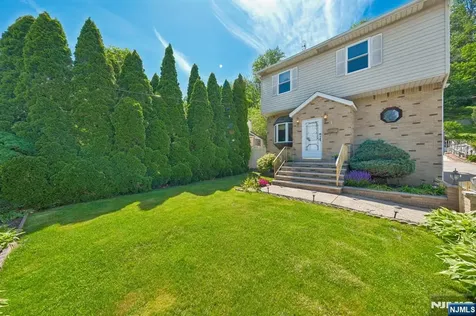 562 Valley Road Clifton NJ 07013