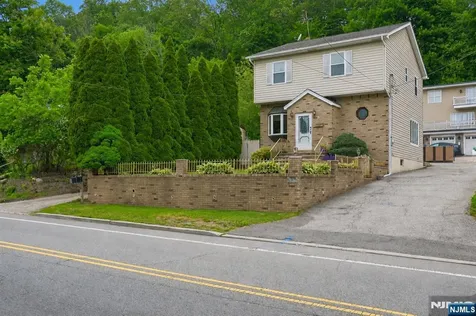 562 Valley Road Clifton NJ 07013