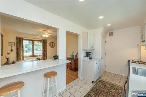 56 Lunn Avenue Bergenfield NJ 07621