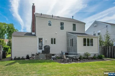 56 Lunn Avenue Bergenfield NJ 07621