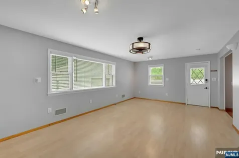 451 Chestnut Street Nutley NJ 07110