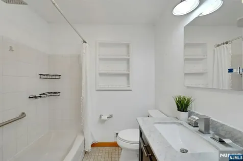 451 Chestnut Street Nutley NJ 07110