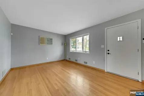 451 Chestnut Street Nutley NJ 07110