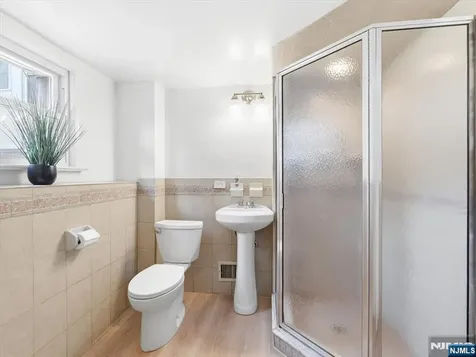 2 Linden Avenue West Orange NJ 07052