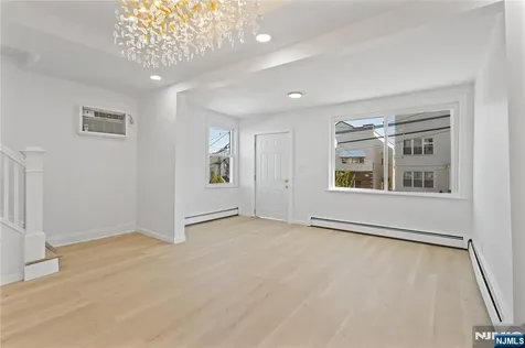 1407 85th Street North Bergen NJ 07047