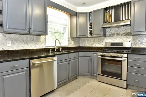 40 Poplar Grove Terrace West Milford NJ 07480