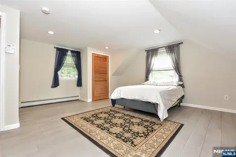 40 Poplar Grove Terrace West Milford NJ 07480