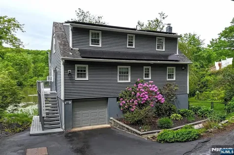 40 Poplar Grove Terrace West Milford NJ 07480