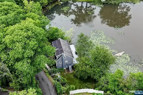 40 Poplar Grove Terrace West Milford NJ 07480