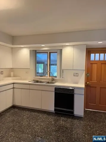 535 Summit Englewood Cliffs NJ 07632
