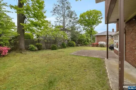 535 Summit Englewood Cliffs NJ 07632