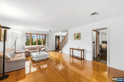 535 Summit Englewood Cliffs NJ 07632