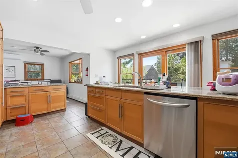 319 E Madison Avenue Dumont NJ 07628