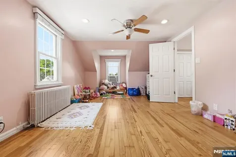319 E Madison Avenue Dumont NJ 07628