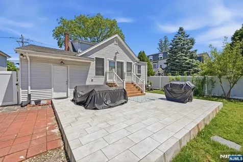 319 E Madison Avenue Dumont NJ 07628
