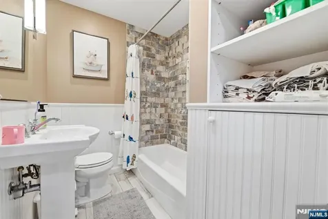 319 E Madison Avenue Dumont NJ 07628