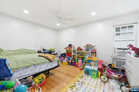 319 E Madison Avenue Dumont NJ 07628