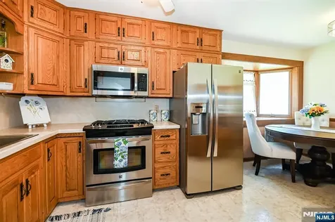 111 Jackson Avenue Wayne NJ 07470