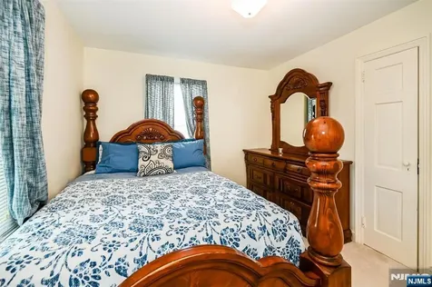 111 Jackson Avenue Wayne NJ 07470