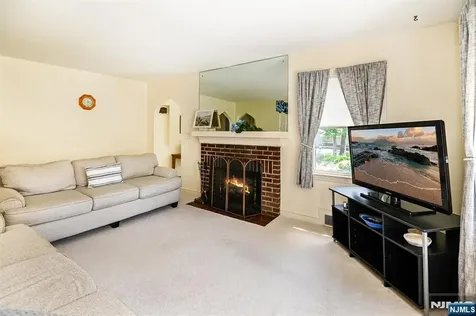 111 Jackson Avenue Wayne NJ 07470