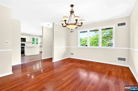 23 Peach Hill Court Ramsey NJ 07446