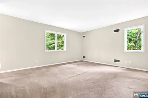 23 Peach Hill Court Ramsey NJ 07446