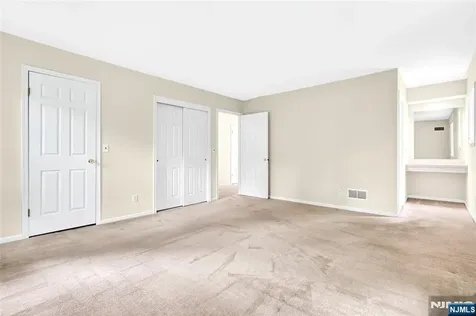 23 Peach Hill Court Ramsey NJ 07446