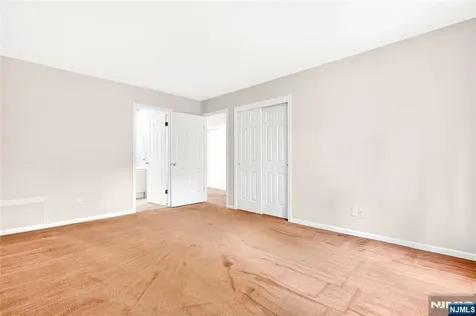 23 Peach Hill Court Ramsey NJ 07446