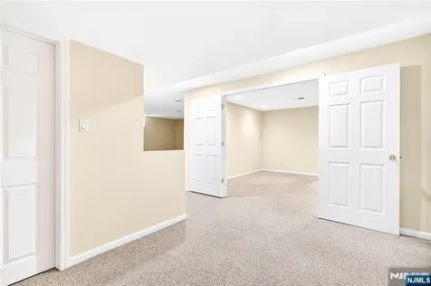 23 Peach Hill Court Ramsey NJ 07446
