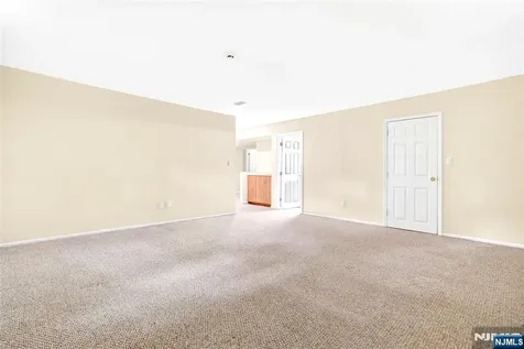 23 Peach Hill Court Ramsey NJ 07446